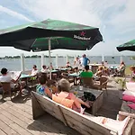 Luxe 4- Persoons Veluwelodge Met Hottub In Ermelo! * Ermelo