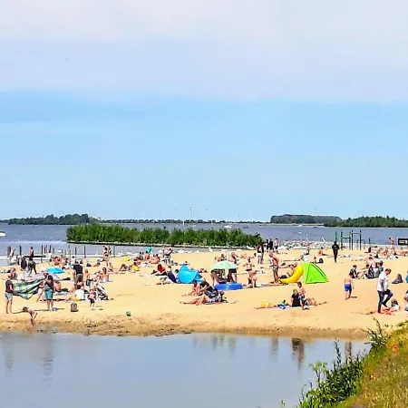 Hébergement de vacances Luxe 4- Persoons Veluwelodge Met Hottub In Ermelo! *