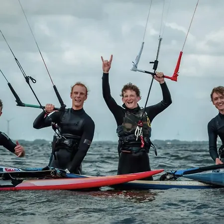 Prázdninový dům Luxe 4- Persoons Veluwelodge Met Hottub In Ermelo! *