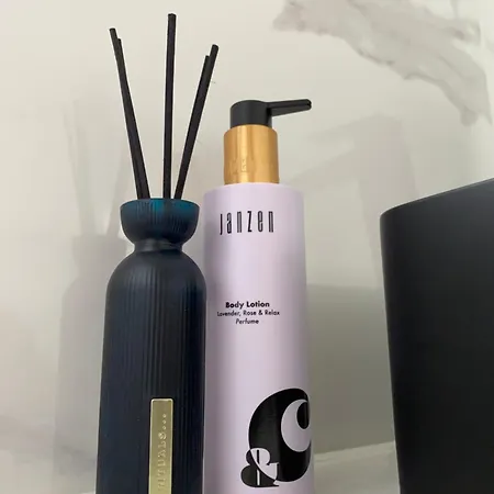 Luxe 4- Persoons Veluwelodge Met Hottub In Ermelo! Ermelo