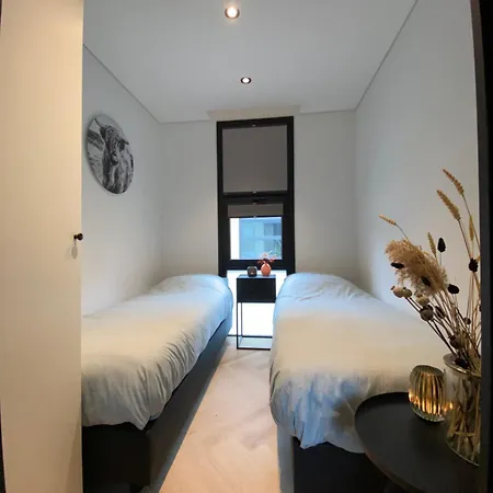 Hébergement de vacances Luxe 4- Persoons Veluwelodge Met Hottub In Ermelo! Ermelo