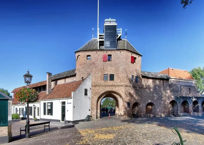 Luxe 4- Persoons Veluwelodge Met Hottub In Ermelo!