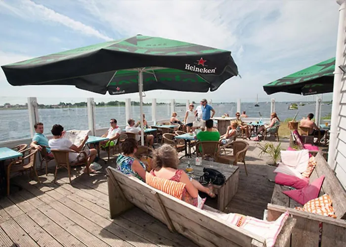 Luxe 4- Persoons Veluwelodge Met Hottub In Ermelo! * إرميلو