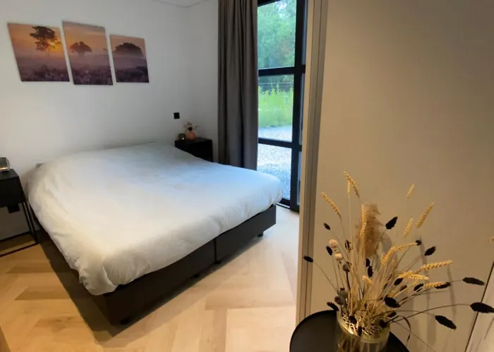 Luxe 4- Persoons Veluwelodge Met Hottub In Ermelo! בית נופש *