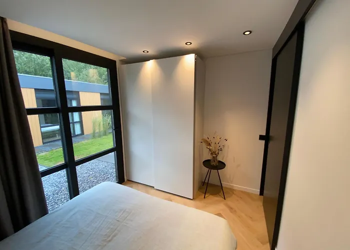 Luxe 4- Persoons Veluwelodge Met Hottub In Ermelo! بيت للعطل إرميلو