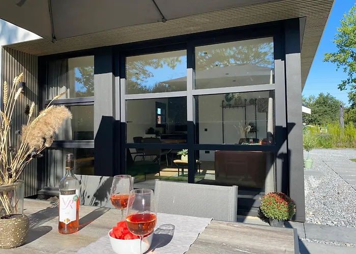 Luxe 4- Persoons Veluwelodge Met Hottub In Ermelo!