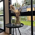 Semesterbostad Luxe 4- Persoons Veluwelodge Met Hottub In Ermelo! Ermelo
